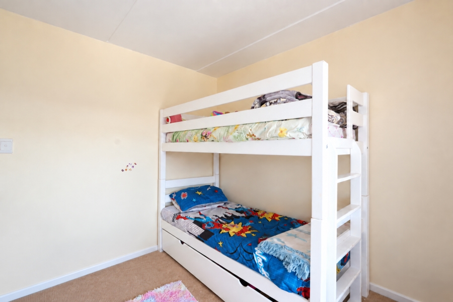 2 Bedroom Property for Sale in Parklands Western Cape